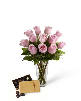 The FTD Pink Rose & Godiva Bouquet